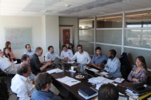 https://arauco-qas.arauco.com/chile/wp-content/uploads/sites/14/2017/08/Auditores-de-ASI-cierran-auditoría-de-cumplimiento-a-Soil-Associattion-Woodmark-2-300x200.jpg