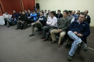 https://arauco-qas.arauco.com/chile/wp-content/uploads/sites/14/2017/08/Trabajadores-forestales-se-capacitan-en-liderazgo-sindical2-300x200.jpg