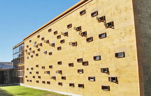 https://arauco-qas.arauco.com/peru/wp-content/uploads/sites/22/1970/01/05-34074-Biblioteca-Univ-del-Mar-300x190.jpg